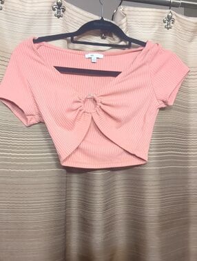 Ribbed Coral Pink Knot-Front Crop Top